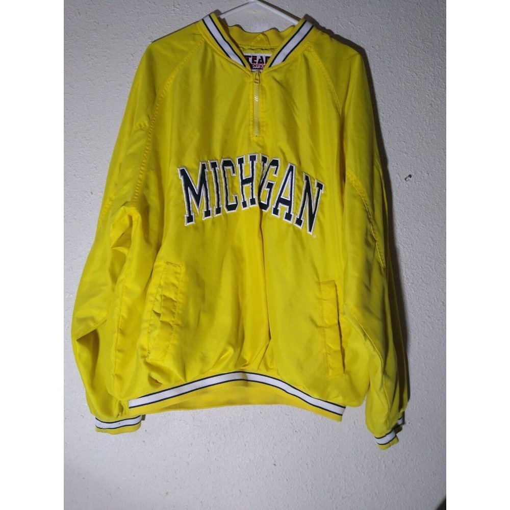 Vintage Team Edition Michigan Men's Yellow Pullover Jacket Size XLARGE